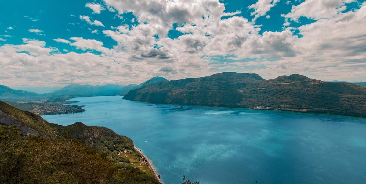 Le lac du Bourget depuis la Chambotte