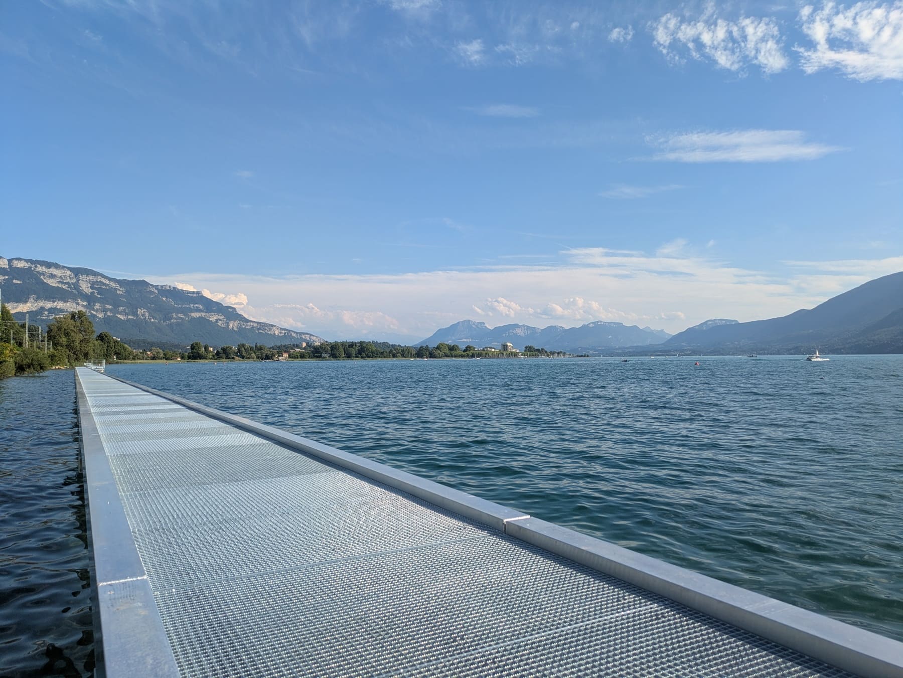 Sentier fil de l eau lac bourget