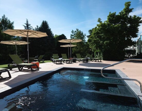 Spa piscine hammam jacuzzi aix les bains