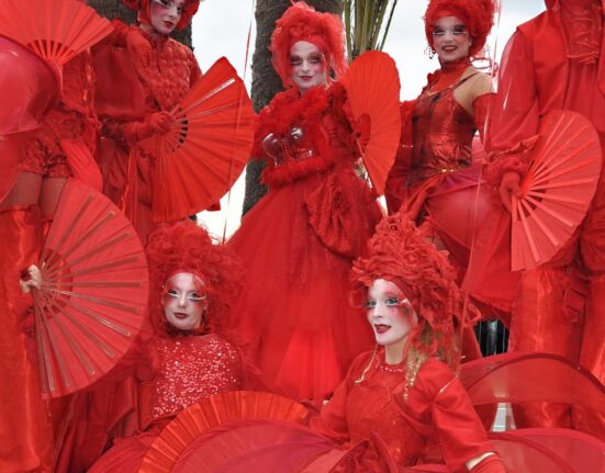 parade noel aix les bains