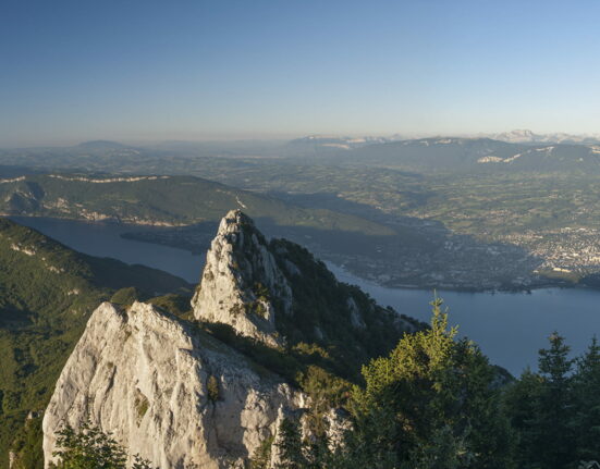 la dent du chat le lac du bourget