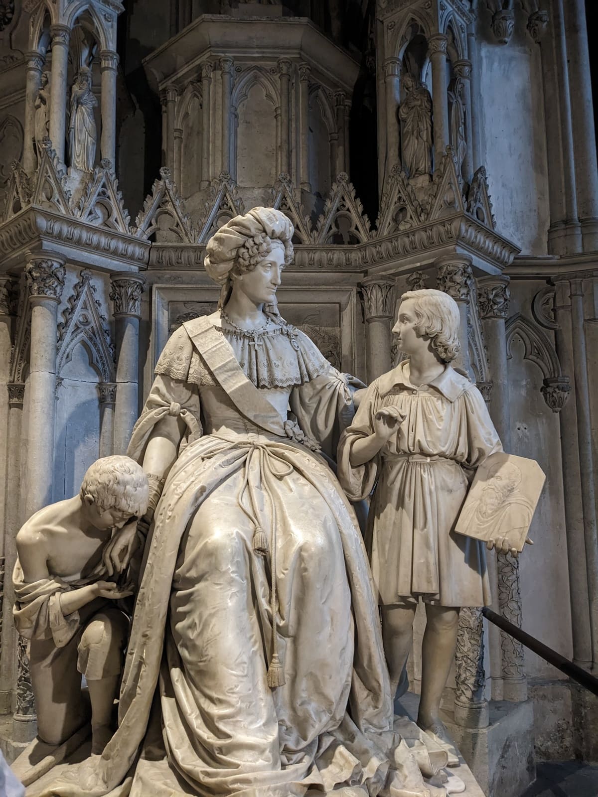 statues Abbaye d-hautecombe