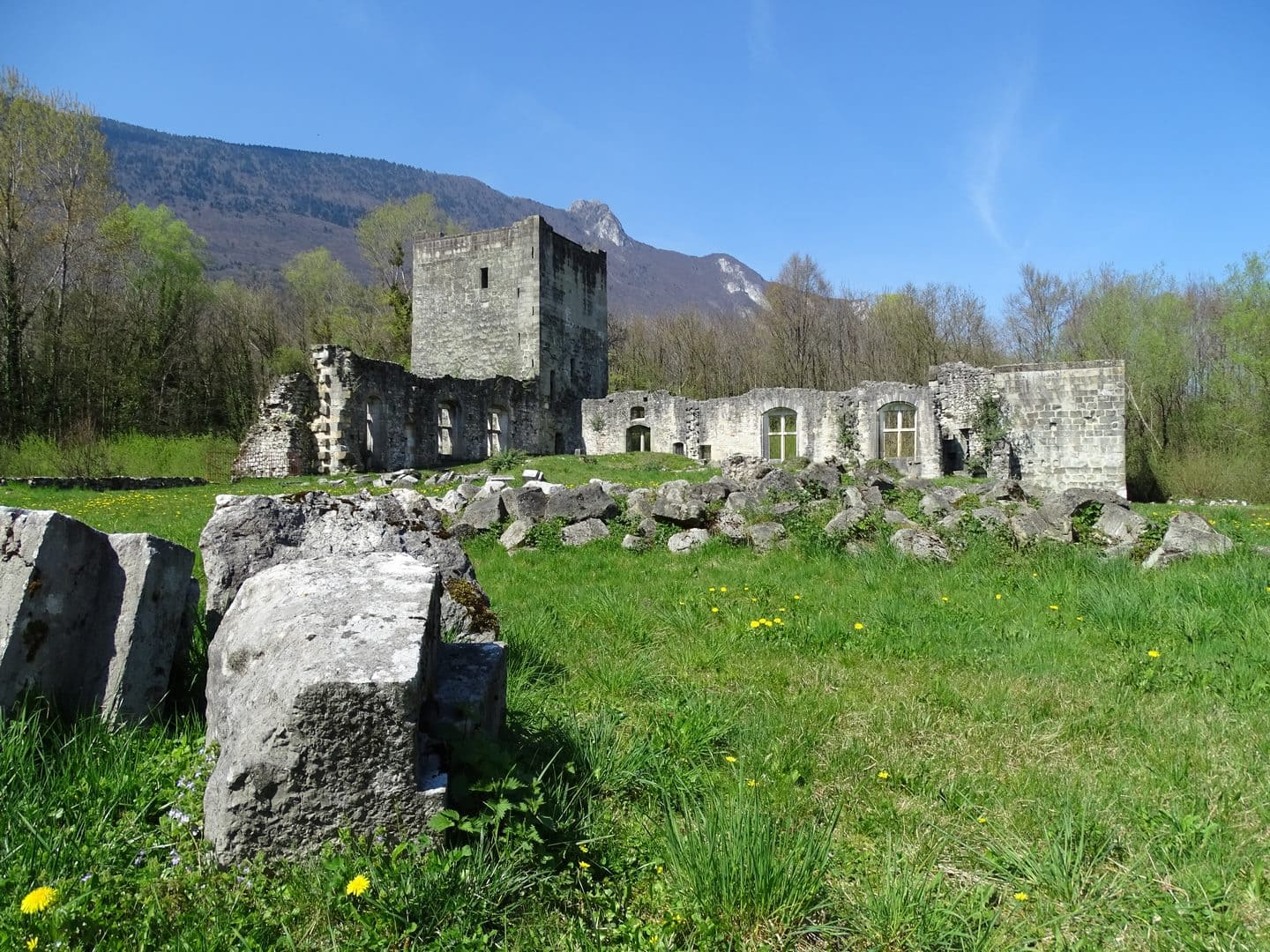 Chateau-Thomas-II-Bourget-du-Lac 03