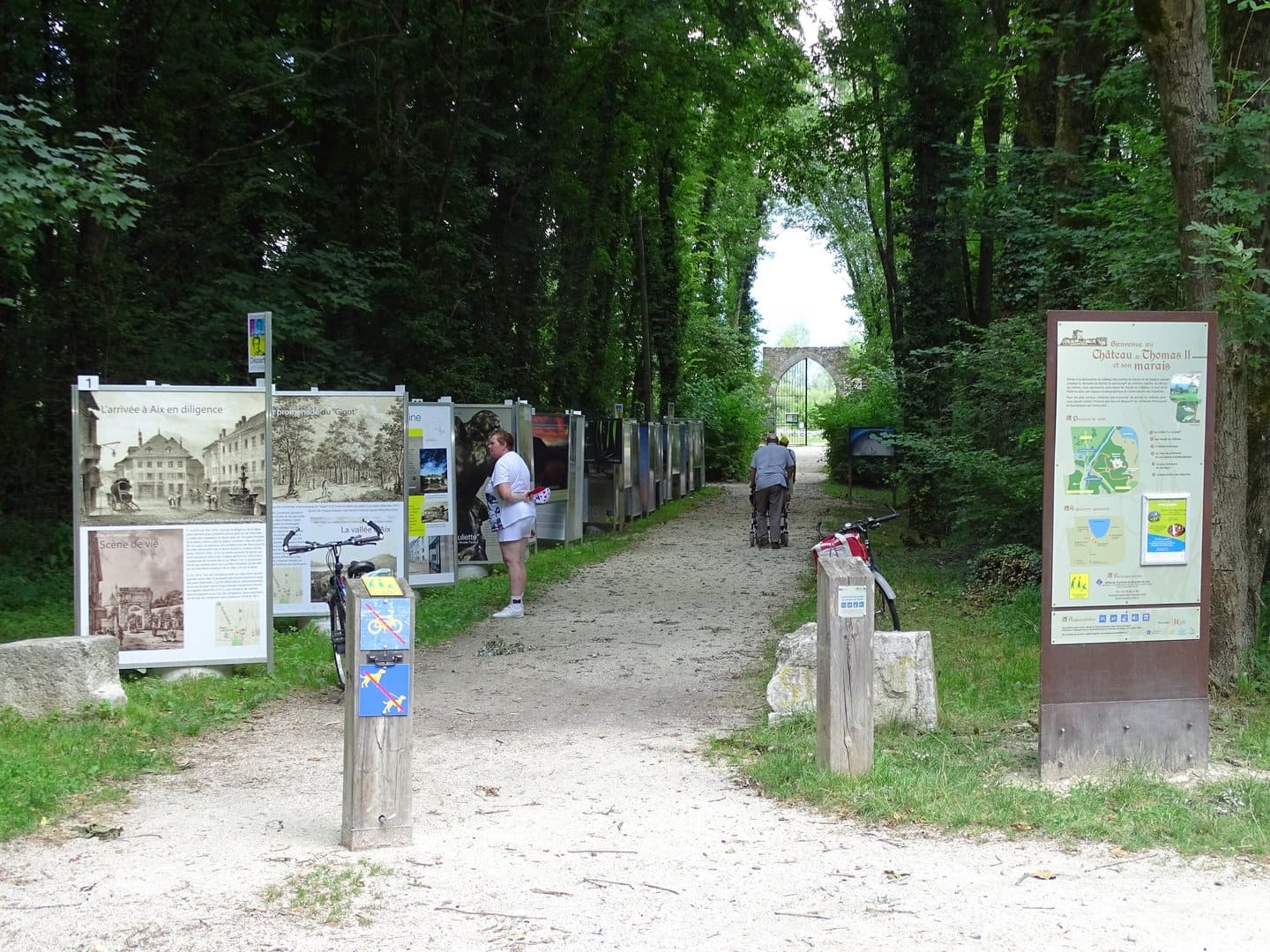 Promenade-Bourget-du-Lac-chateau