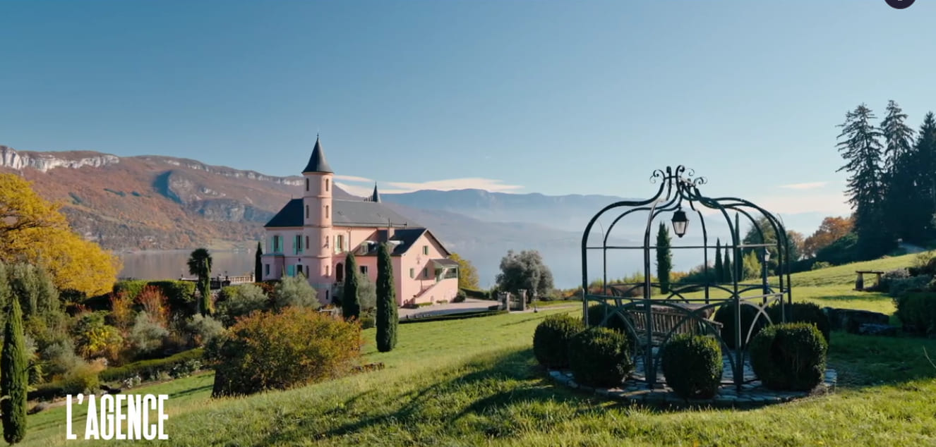 Le Château Rose du lac du Bourget 01