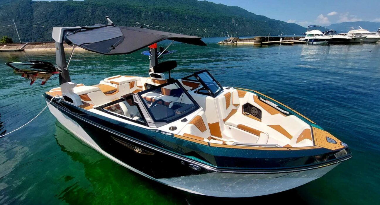 location bateau lac du bourget