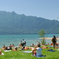 Stationnement autour du lac : tout ce qu’il faut savoir