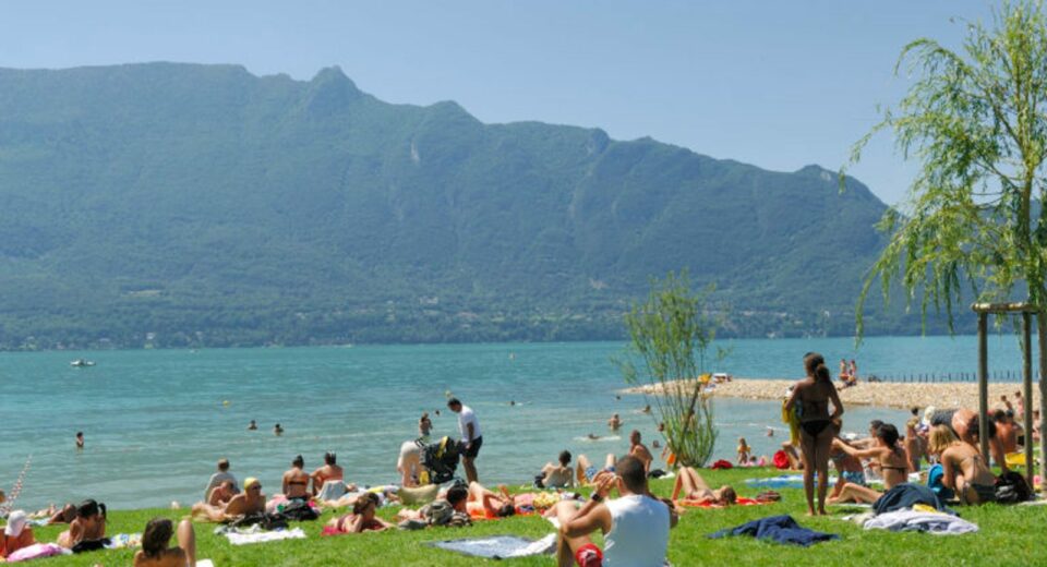 Stationnement autour du lac : tout ce qu’il faut savoir