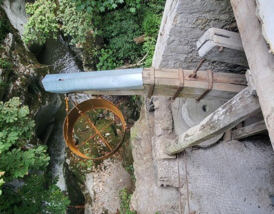 Un patrimoine sauvé grâce à la mobilisation de tous : le pressoir des Gorges du Sierroz reprend vie