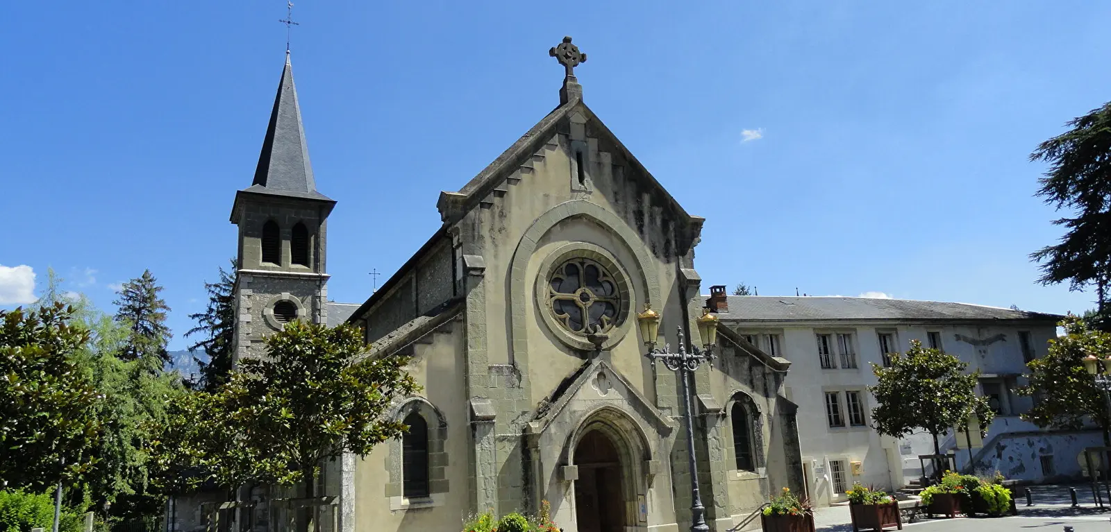 Visite guidée de l'église du prieuré au château Thomas II